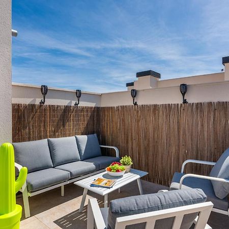 La Zenia Cocoon - Luxury Penthouse With Jacuzzi, 2 Pools, Indoor Heated Pool, Sauna, Gym, Playstation Apartman Dehesa de Campoamor  Kültér fotó
