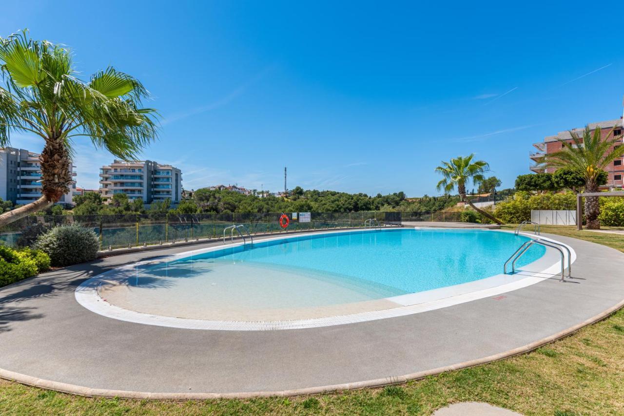 La Zenia Cocoon - Luxury Penthouse With Jacuzzi, 2 Pools, Indoor Heated Pool, Sauna, Gym, Playstation Apartman Dehesa de Campoamor  Kültér fotó