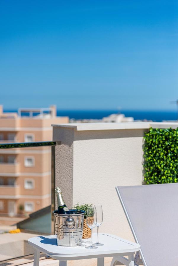 La Zenia Cocoon - Luxury Penthouse With Jacuzzi, 2 Pools, Indoor Heated Pool, Sauna, Gym, Playstation Apartman Dehesa de Campoamor  Kültér fotó