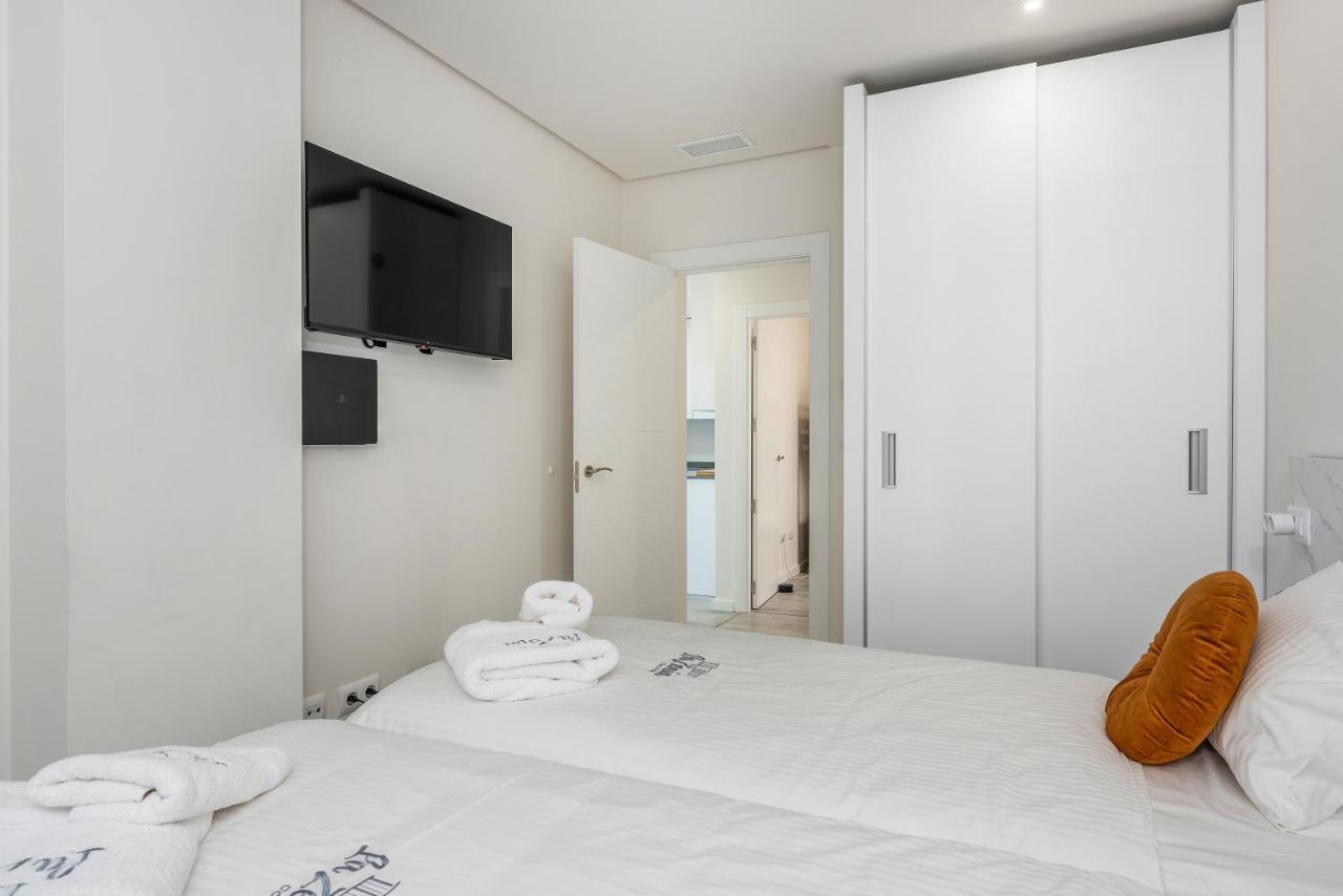La Zenia Cocoon - Luxury Penthouse With Jacuzzi, 2 Pools, Indoor Heated Pool, Sauna, Gym, Playstation Apartman Dehesa de Campoamor  Kültér fotó